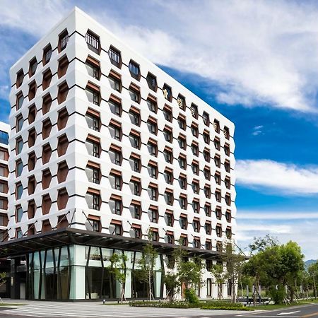 レイクショア ホテルイーラン Yilan エクステリア 写真
